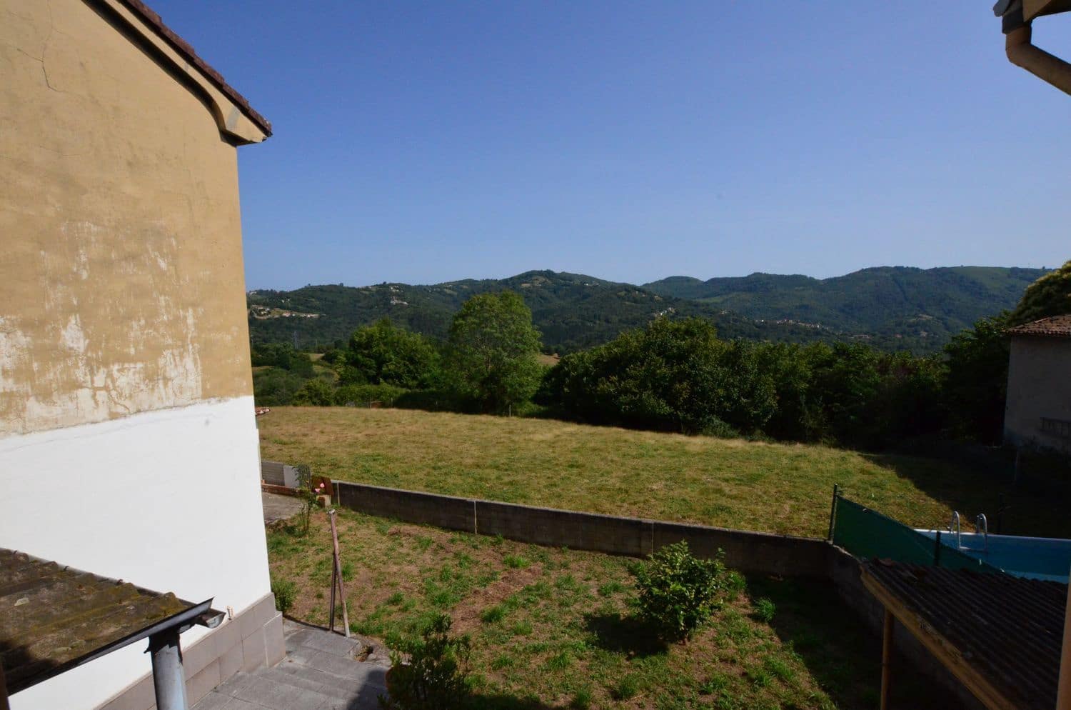 2 soveværelse Finca/Landehus til salg i Siero med garage - € 85.000 (Ref: 9170964)