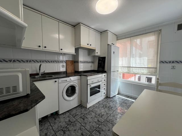 2 makuuhuone Huoneisto vuokrattavana paikassa Centro Urbano, Gijón - 750 € (Ref: 9176107)