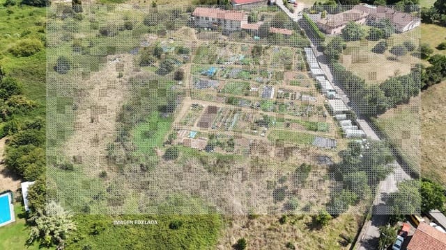 Mark till salu i Gijón - 995 000 € (Ref: 9176110)