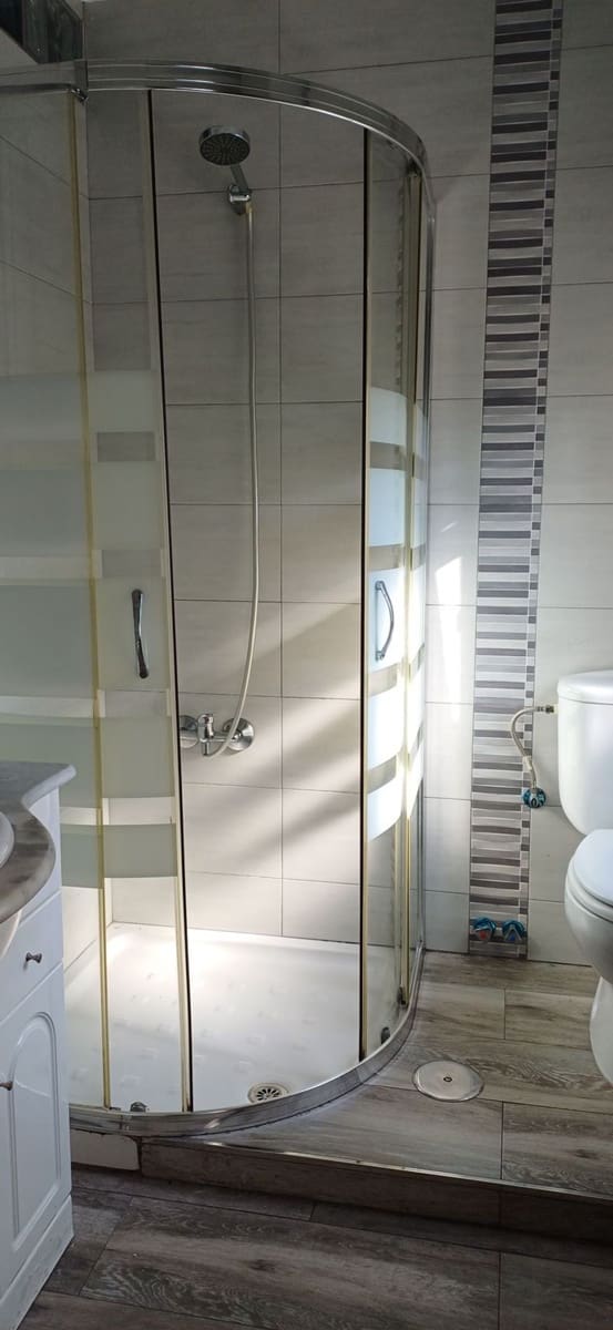 3 soveværelse Lejlighed til salg i Gijon med garage - € 178.000 (Ref: 9183299)