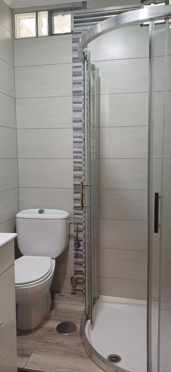 3 soveværelse Lejlighed til salg i Gijon med garage - € 178.000 (Ref: 9183299)