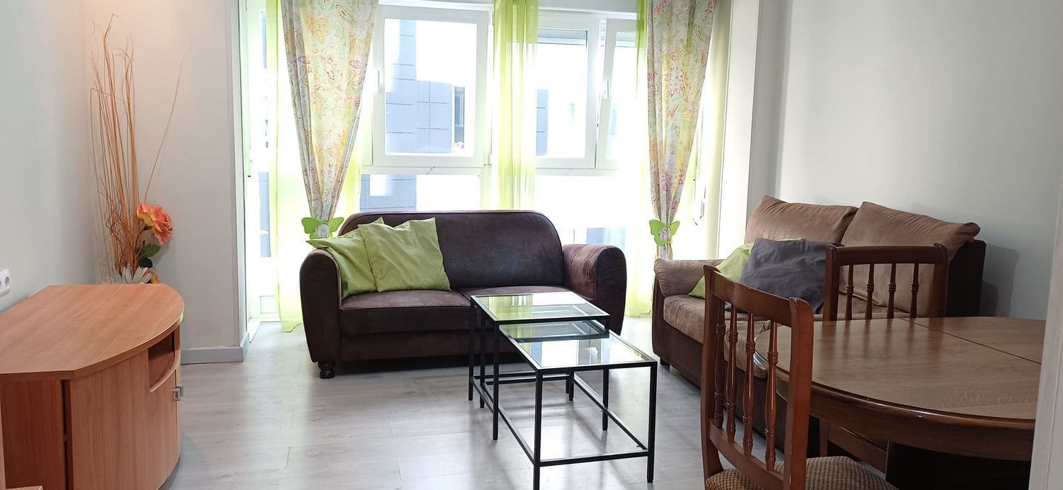 3 soveværelse Lejlighed til salg i Gijon med garage - € 178.000 (Ref: 9183299)