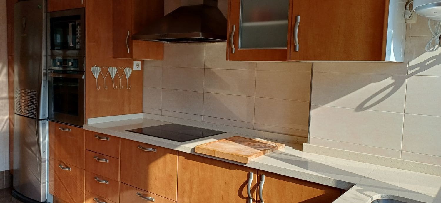 3 soveværelse Lejlighed til salg i Gijon med garage - € 178.000 (Ref: 9183299)