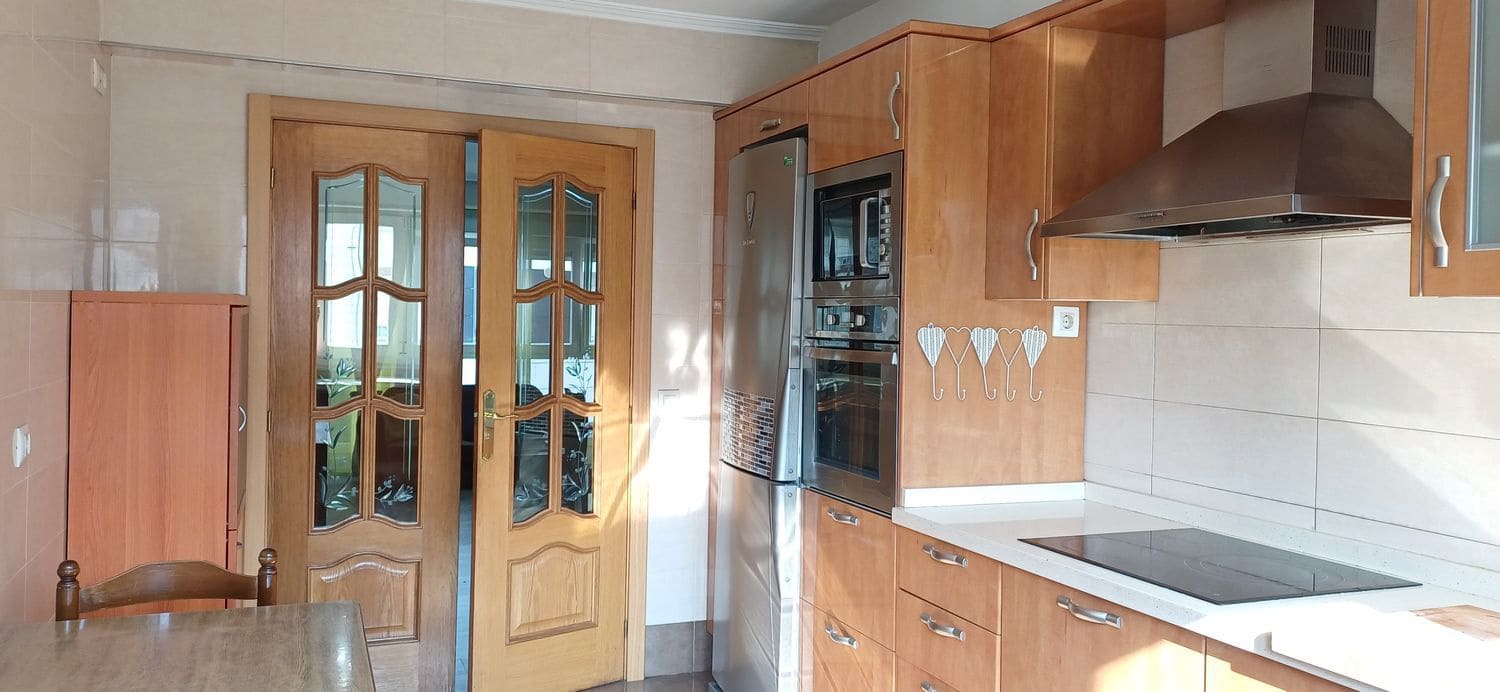 3 soveværelse Lejlighed til salg i Gijon med garage - € 178.000 (Ref: 9183299)