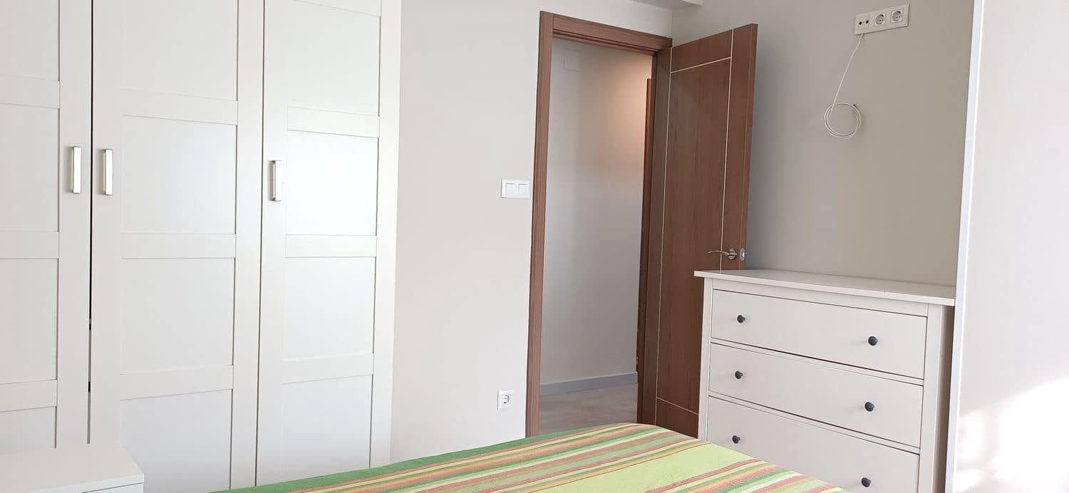 3 soveværelse Lejlighed til salg i Gijon med garage - € 178.000 (Ref: 9183299)