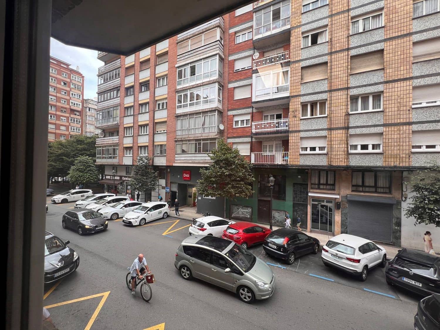 3 soveværelse Lejlighed til salg i Gijon med garage - € 306.000 (Ref: 9186615)