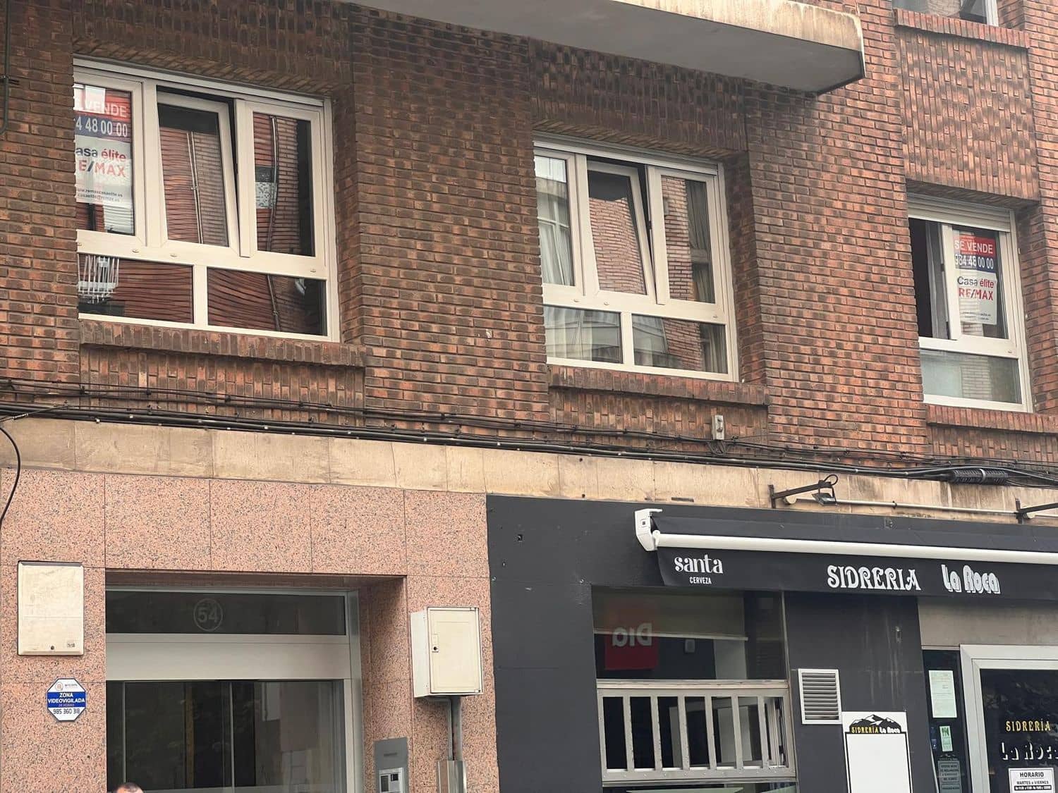 3 soveværelse Lejlighed til salg i Gijon med garage - € 306.000 (Ref: 9186615)