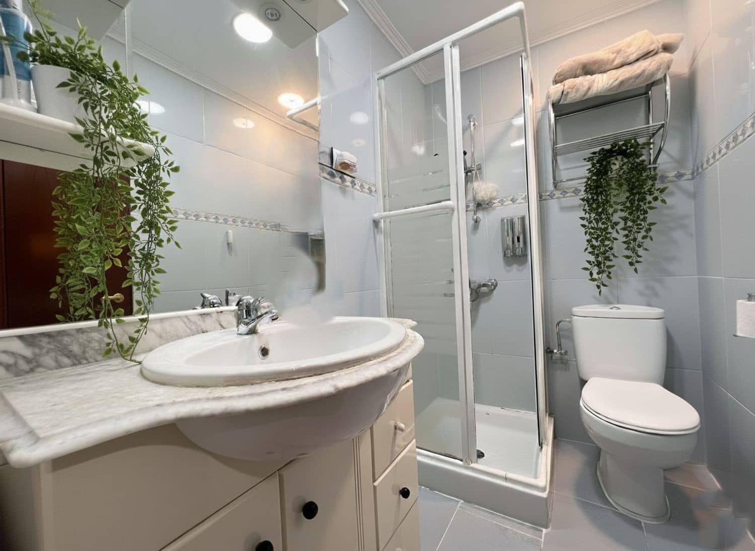 3 soveværelse Lejlighed til salg i Gijon med garage - € 306.000 (Ref: 9186615)