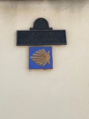 5 quarto Casa em Banda para venda em Noreña com garagem - 80 000 € (Ref: 9187972)