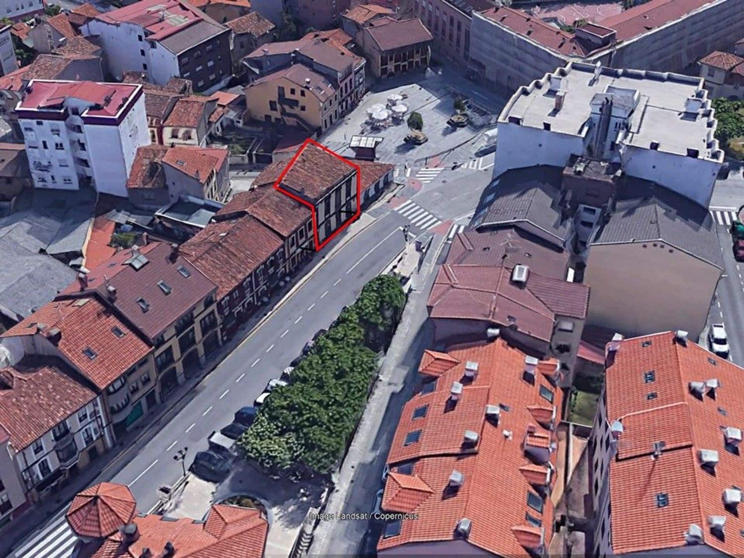 5 soverom Hus til salgs i Norena med garasje - € 80 000 (Ref: 9187972)