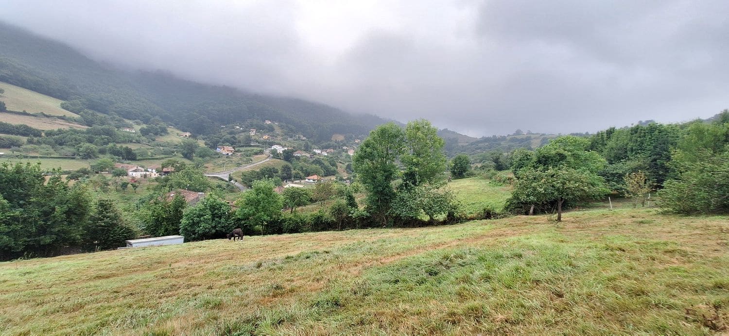 Grunde uden byggetilladelser til salg i Gijon - € 32.000 (Ref: 9187973)