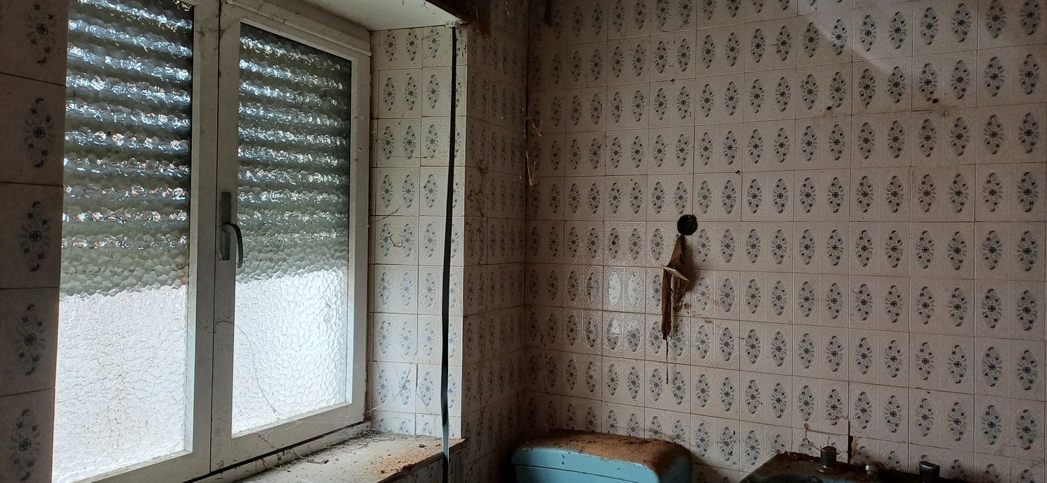 3 slaapkamer Huis te koop in Nava met garage - € 77.000 (Ref: 9189031)