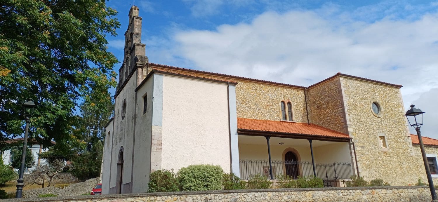 3 slaapkamer Huis te koop in Nava met garage - € 77.000 (Ref: 9189031)