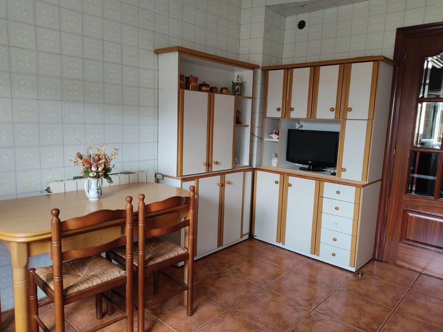 4 bedroom Finca/Country House for sale in Carrizo with garage - € 85,000 (Ref: 9195289)