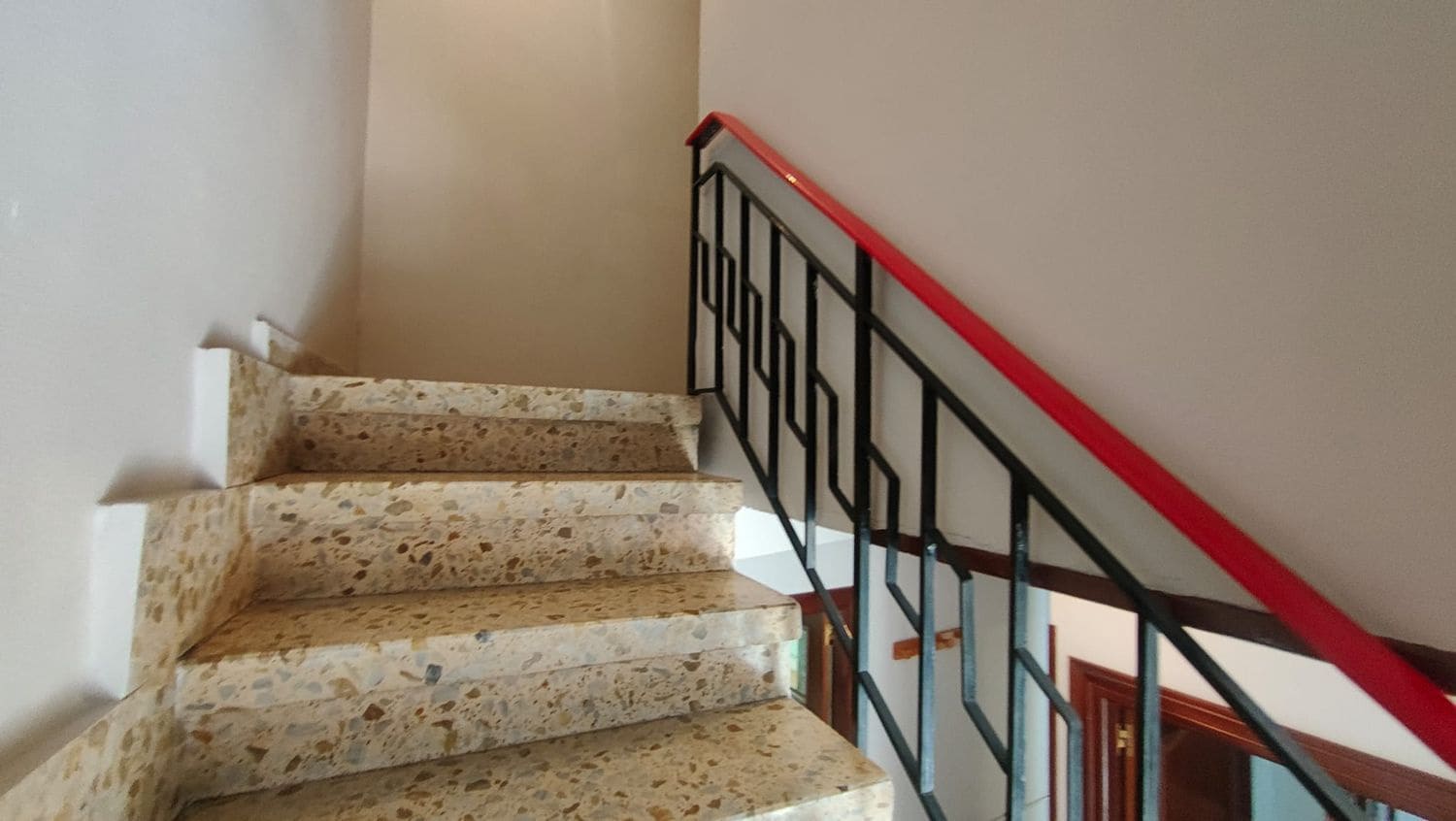 4 bedroom Finca/Country House for sale in Carrizo with garage - € 85,000 (Ref: 9195289)