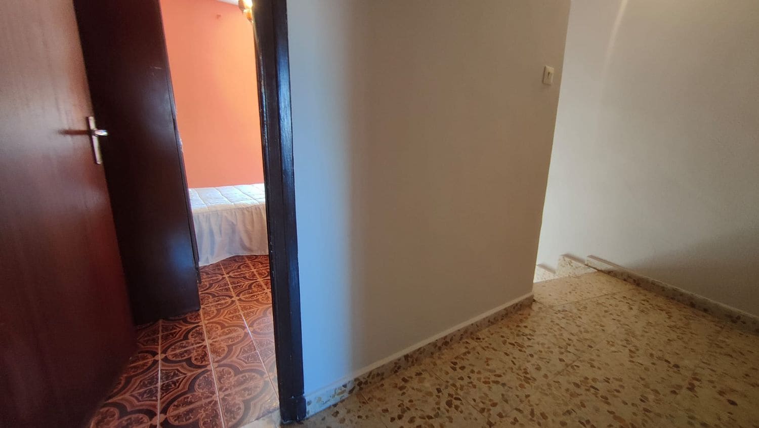 4 bedroom Finca/Country House for sale in Carrizo with garage - € 85,000 (Ref: 9195289)