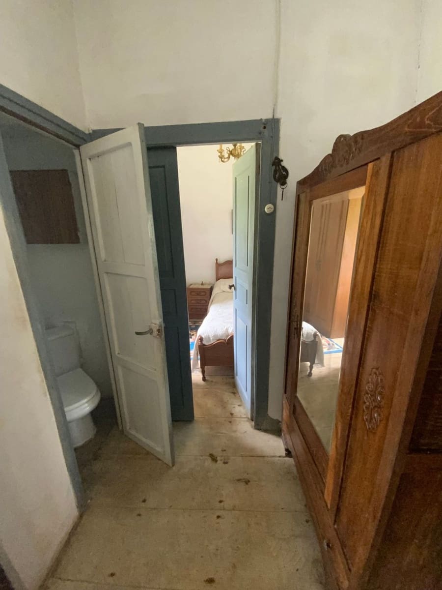 4 slaapkamer Finca/Landhuis te koop in Luarca met garage - € 210.000 (Ref: 9197391)