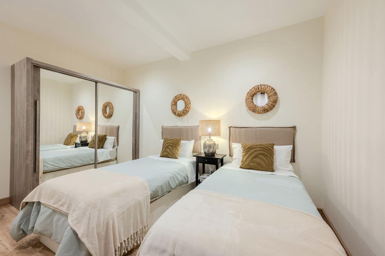 3 soveværelse Lejlighed til salg i Gijon med garage - € 376.000 (Ref: 9204194)