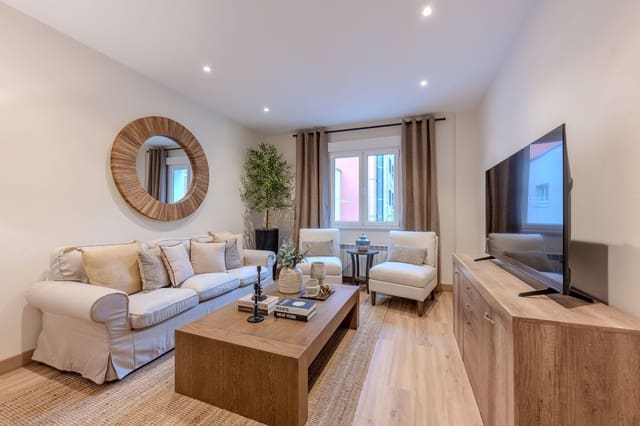 3 soveværelse Lejlighed til salg i Centro Urbano, Gijón med garage - € 376.000 (Ref: 9204194)