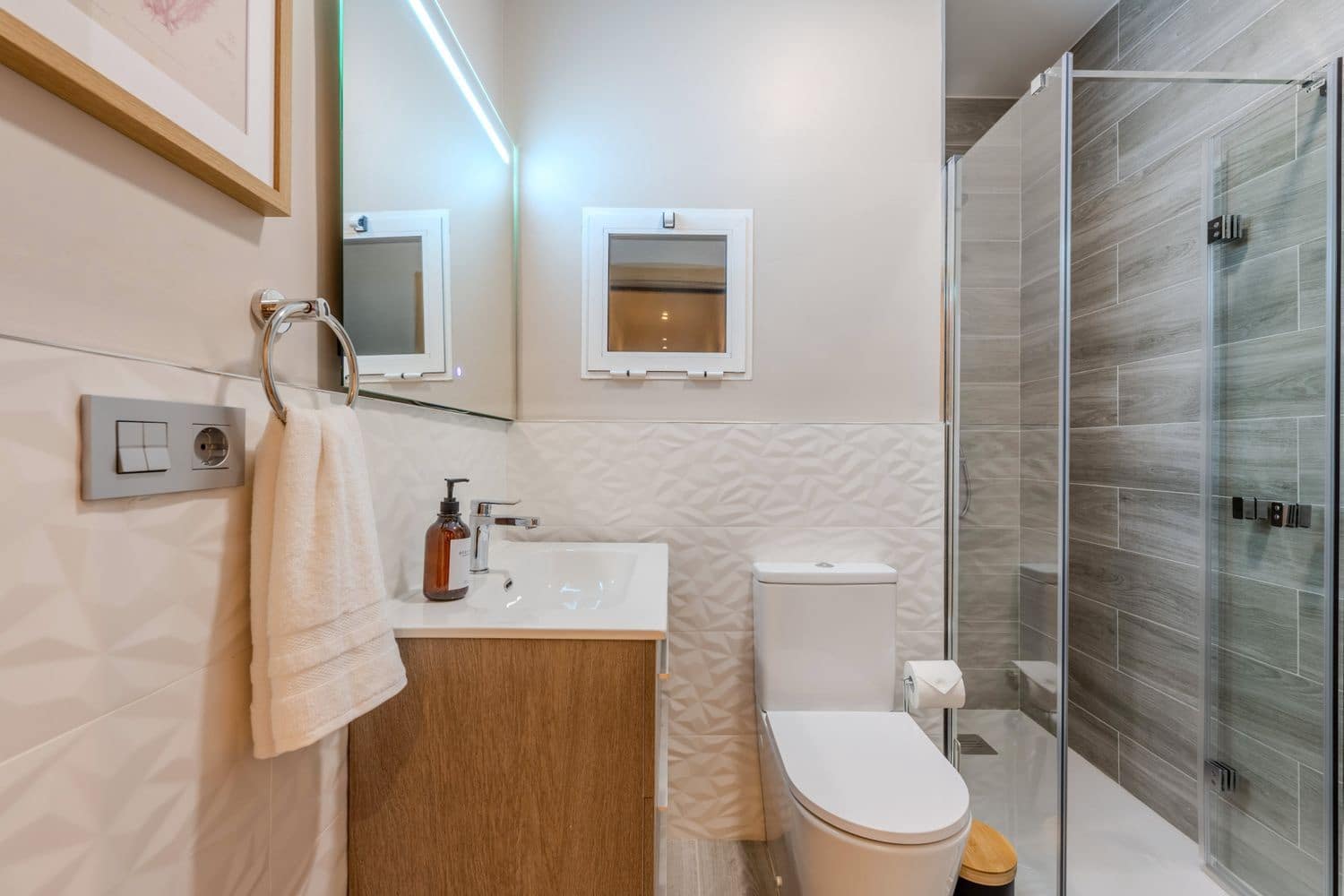 3 soveværelse Lejlighed til salg i Gijon med garage - € 376.000 (Ref: 9204194)