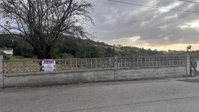 Mark till salu i Gijón - 140 000 € (Ref: 9206205)