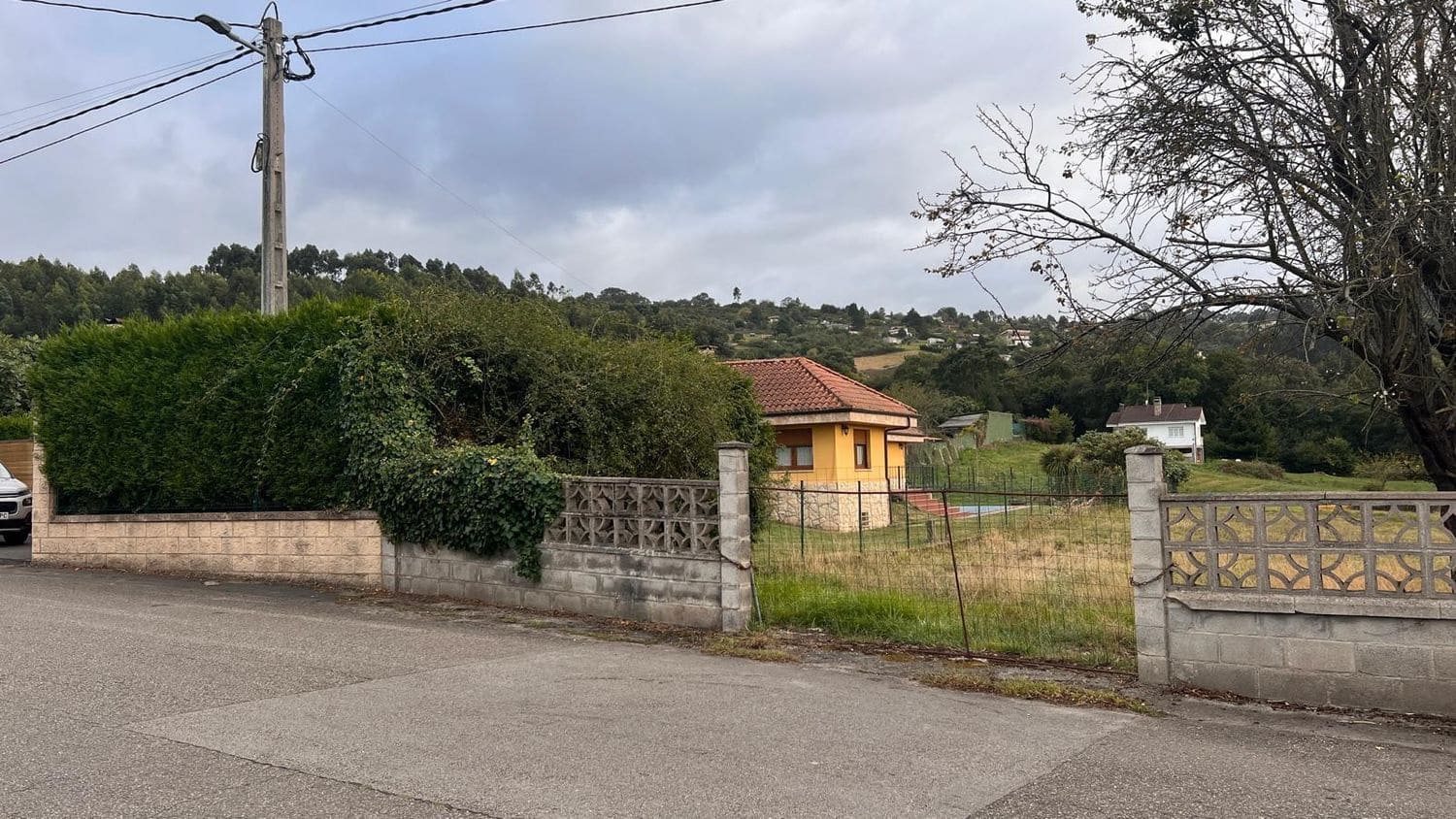 Mark till salu i Gijon - 140 000 € (Ref: 9206205)