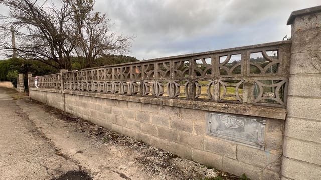 Mark till salu i Gijón - 140 000 € (Ref: 9206205)