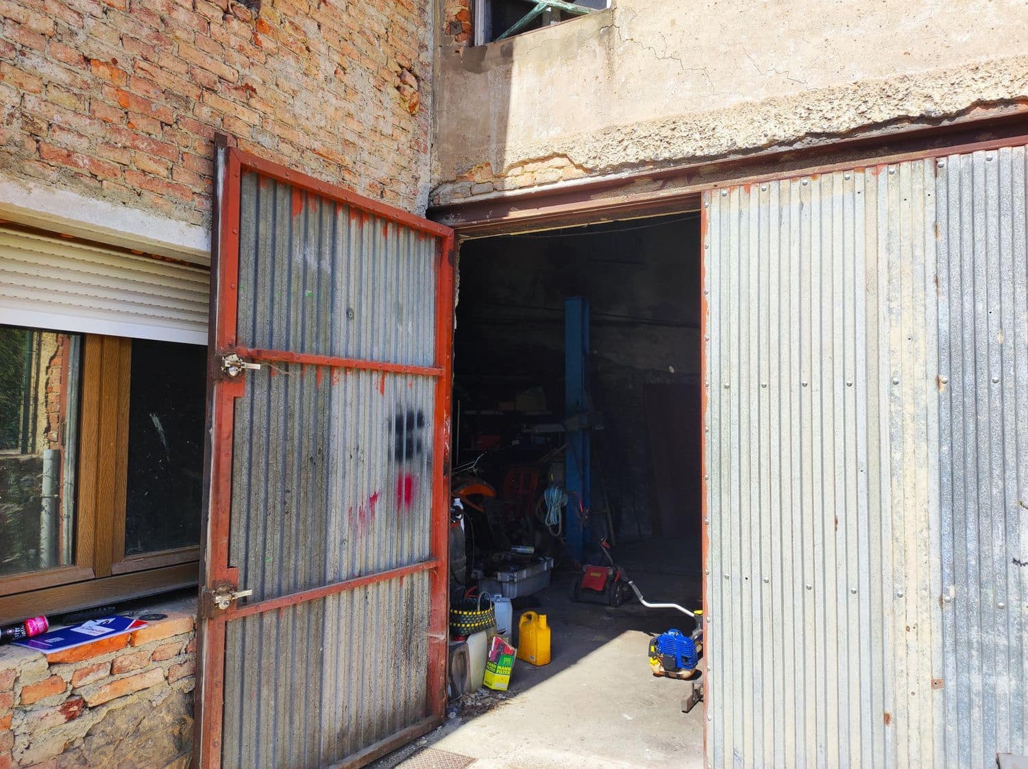 Finca/Herregård til salgs i Mieres med garasje - € 60 000 (Ref: 9206206)