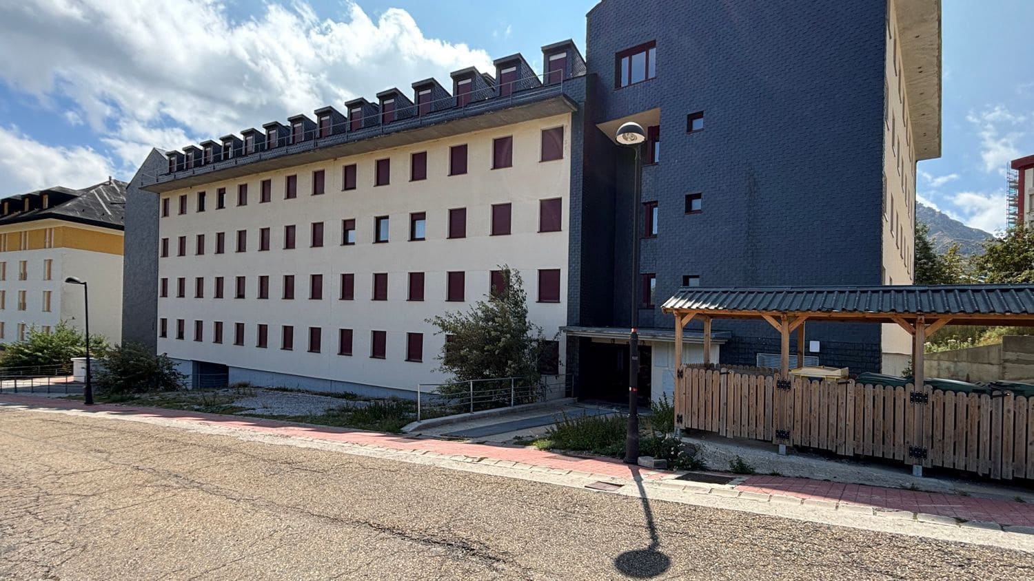 2 sovrum Lägenhet till salu i Puebla de Lillo med garage - 124 900 € (Ref: 9208102)