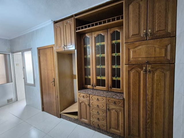 2 soveværelse Lejlighed til salg i Centro Urbano, Gijón med garage - € 145.000 (Ref: 9219648)