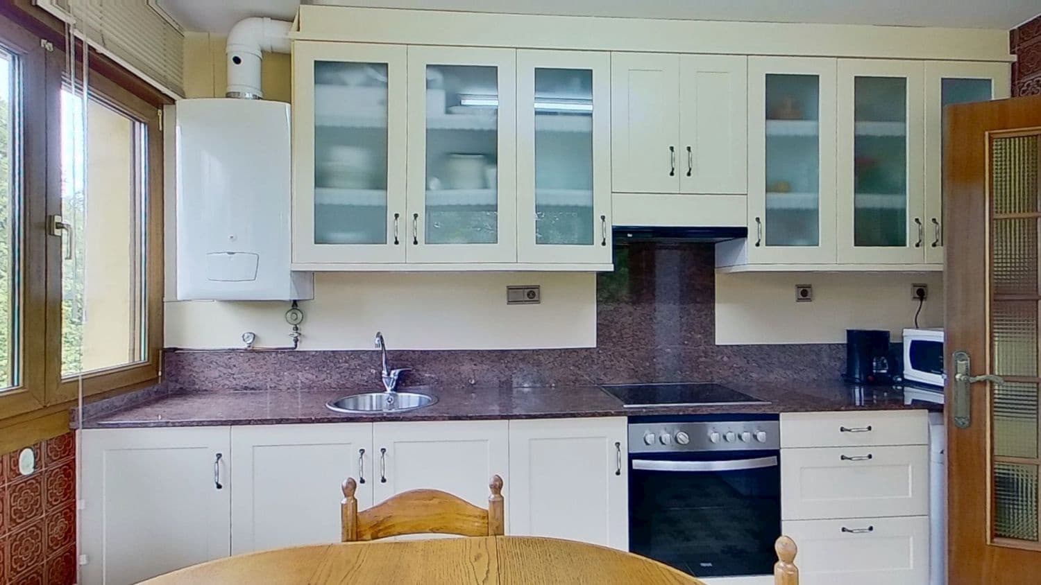 3 makuuhuone Bungalow myytävänä paikassa Villaviciosa mukana 
autotalli - 510 000 € (Ref: 9219650)