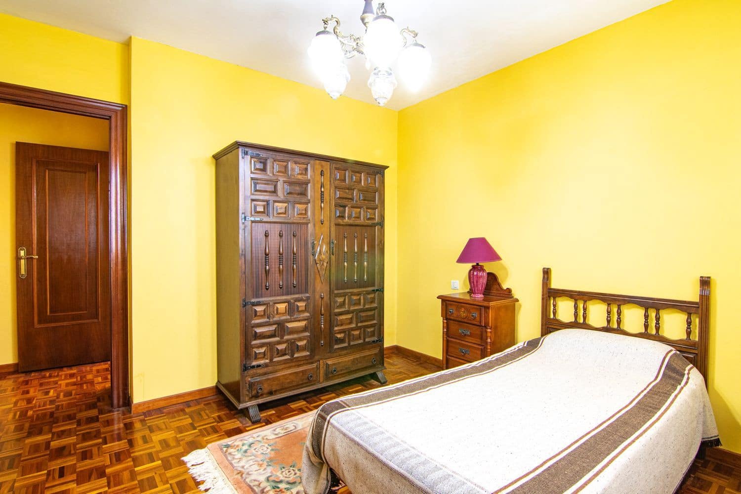 3 makuuhuone Bungalow myytävänä paikassa Villaviciosa mukana 
autotalli - 510 000 € (Ref: 9219650)