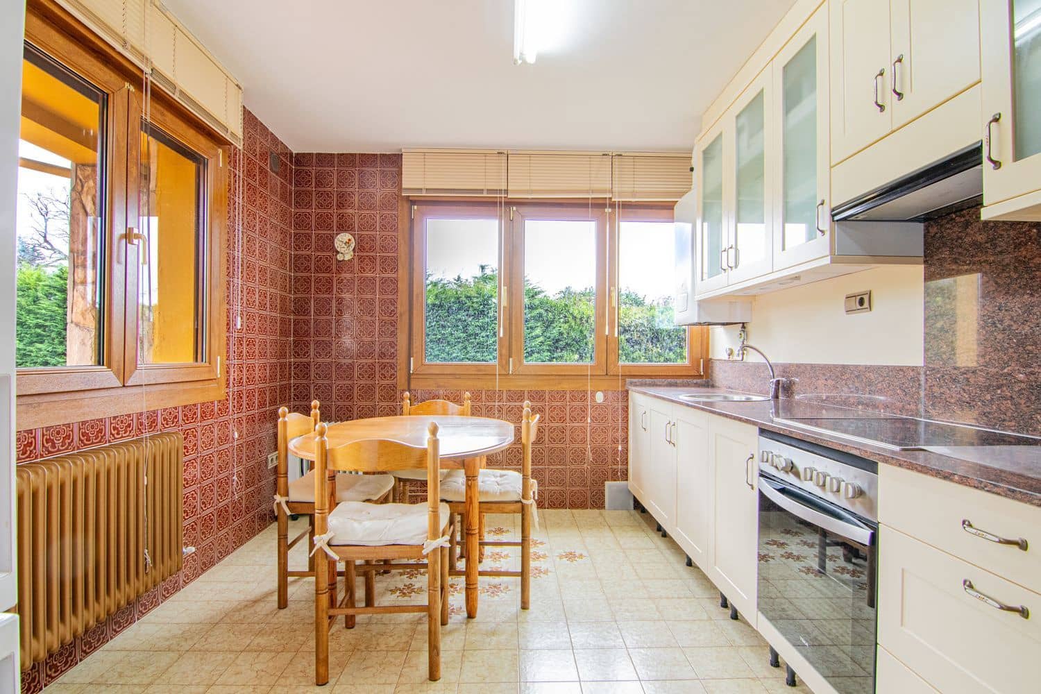 3 makuuhuone Bungalow myytävänä paikassa Villaviciosa mukana 
autotalli - 510 000 € (Ref: 9219650)