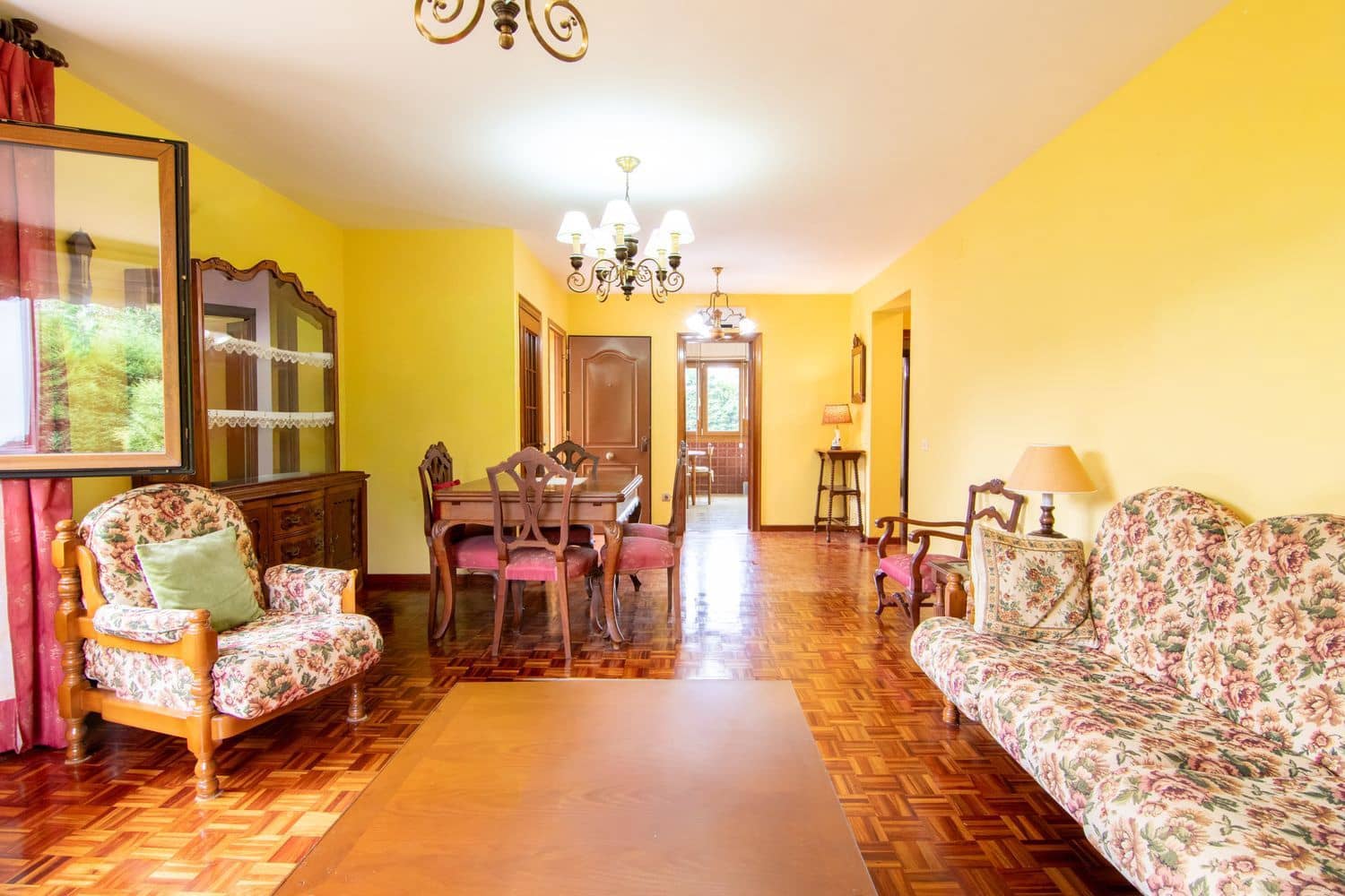 3 makuuhuone Bungalow myytävänä paikassa Villaviciosa mukana 
autotalli - 510 000 € (Ref: 9219650)