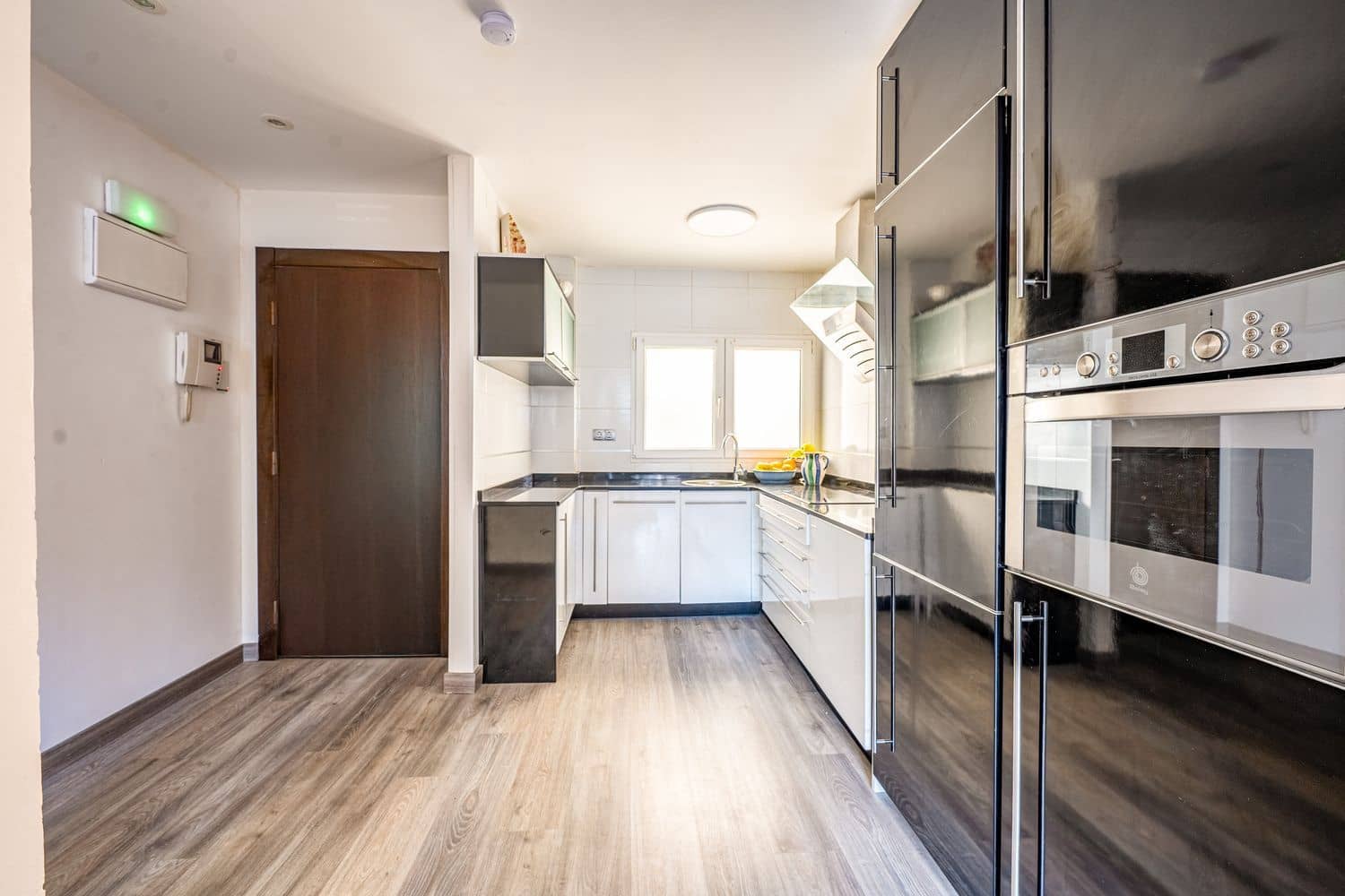 2 soveværelse Lejlighed til salg i Gijon med garage - € 288.000 (Ref: 9228264)