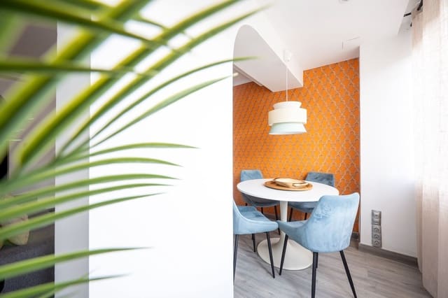 2 slaapkamer Appartement te koop in Centro Urbano, Gijón met garage - € 288.000 (Ref: 9228264)