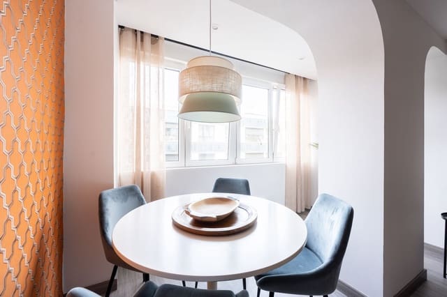 2 slaapkamer Appartement te koop in Centro Urbano, Gijón met garage - € 288.000 (Ref: 9228264)