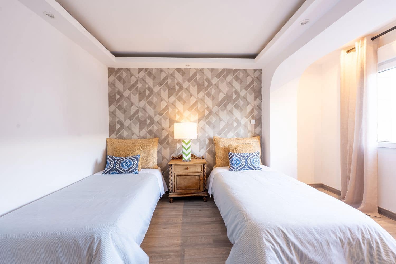 2 soveværelse Lejlighed til salg i Gijon med garage - € 288.000 (Ref: 9228264)