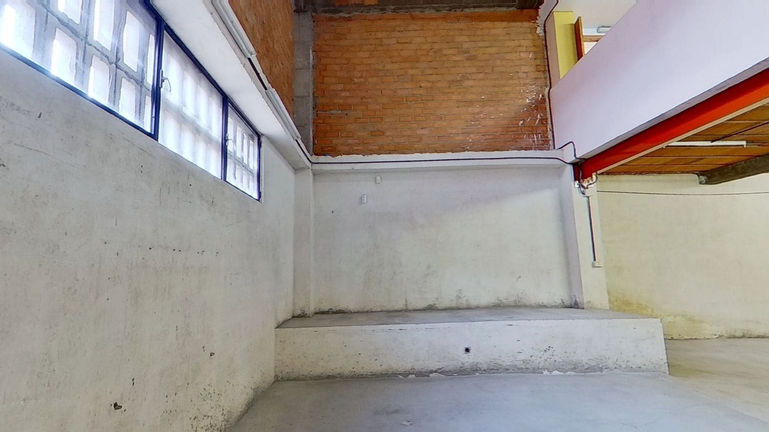 Erhverv til leje i Madrid by - € 2.800 (Ref: 9228266)