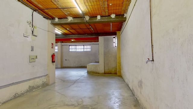 Kommersiell til leie i Canillejas, Madrid by - € 2 800 (Ref: 9228266)