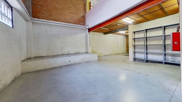 Kommersiell til leie i Canillejas, Madrid by - € 2 800 (Ref: 9228266)