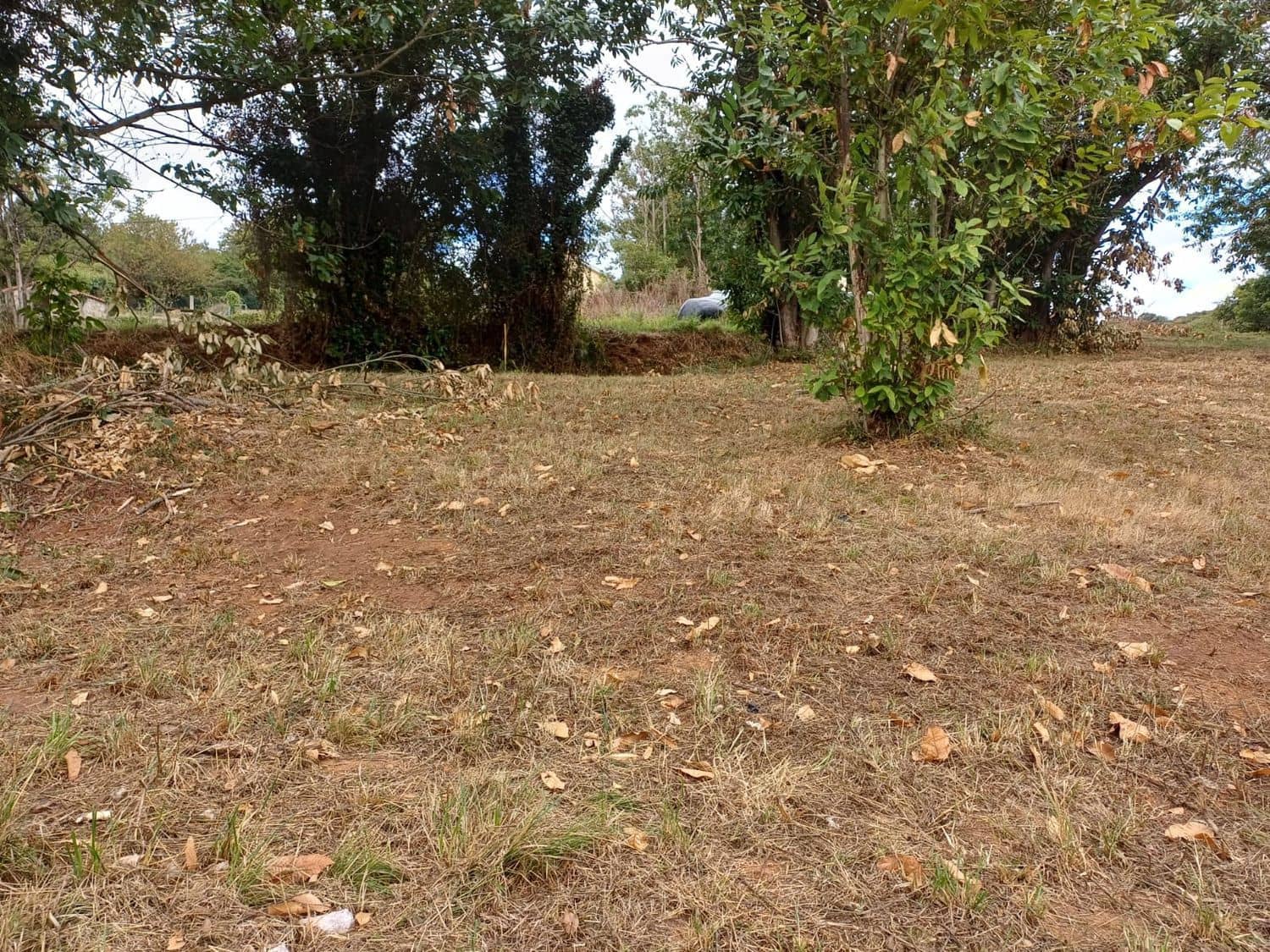 Grunde uden byggetilladelser til salg i Las Regueras - € 40.000 (Ref: 9232060)