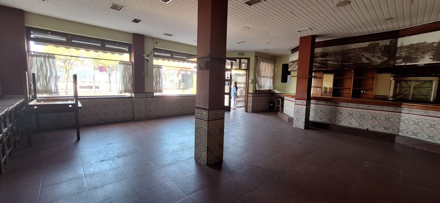 Restaurang/Bar att hyra i Gijon - 2 100 € (Ref: 9232061)