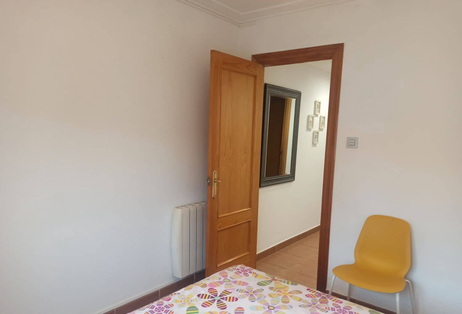 3 soveværelse Lejlighed til leje i Gijon med garage - € 800 (Ref: 9235950)