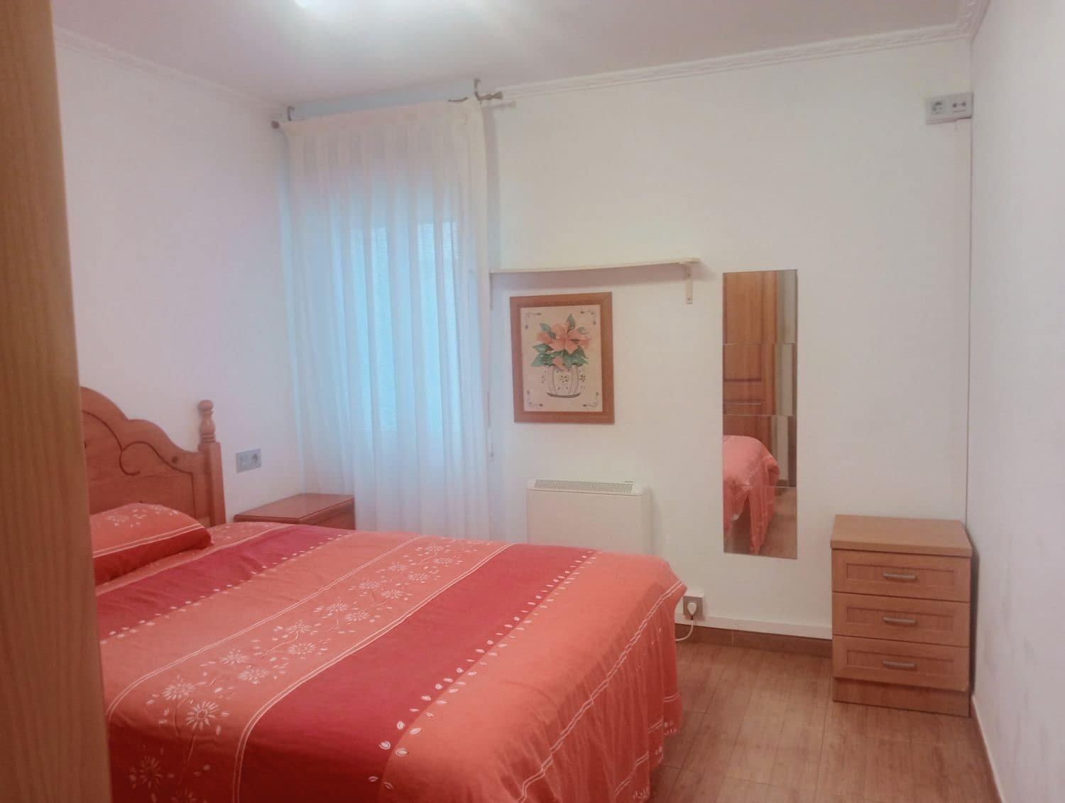 3 soveværelse Lejlighed til leje i Gijon med garage - € 800 (Ref: 9235950)