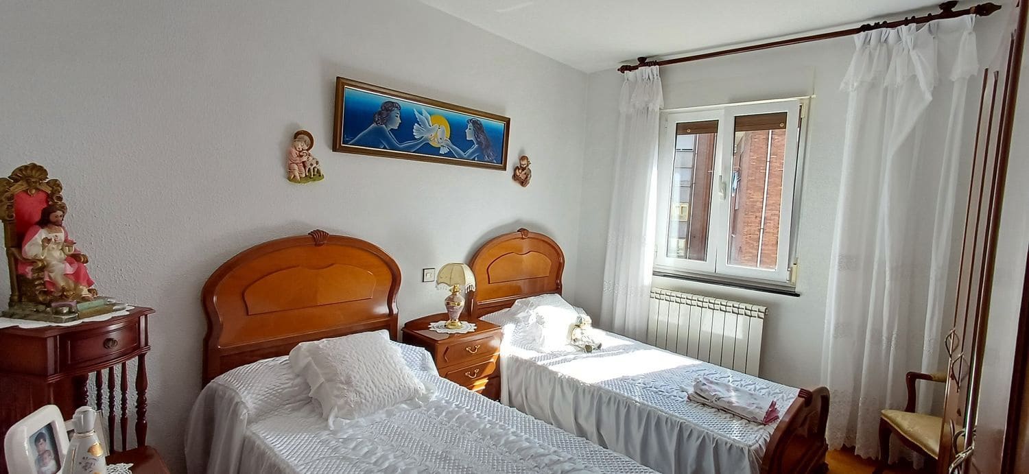 3 soveværelse Lejlighed til salg i San Martin del Rey Aurelio med garage - € 78.000 (Ref: 9235951)