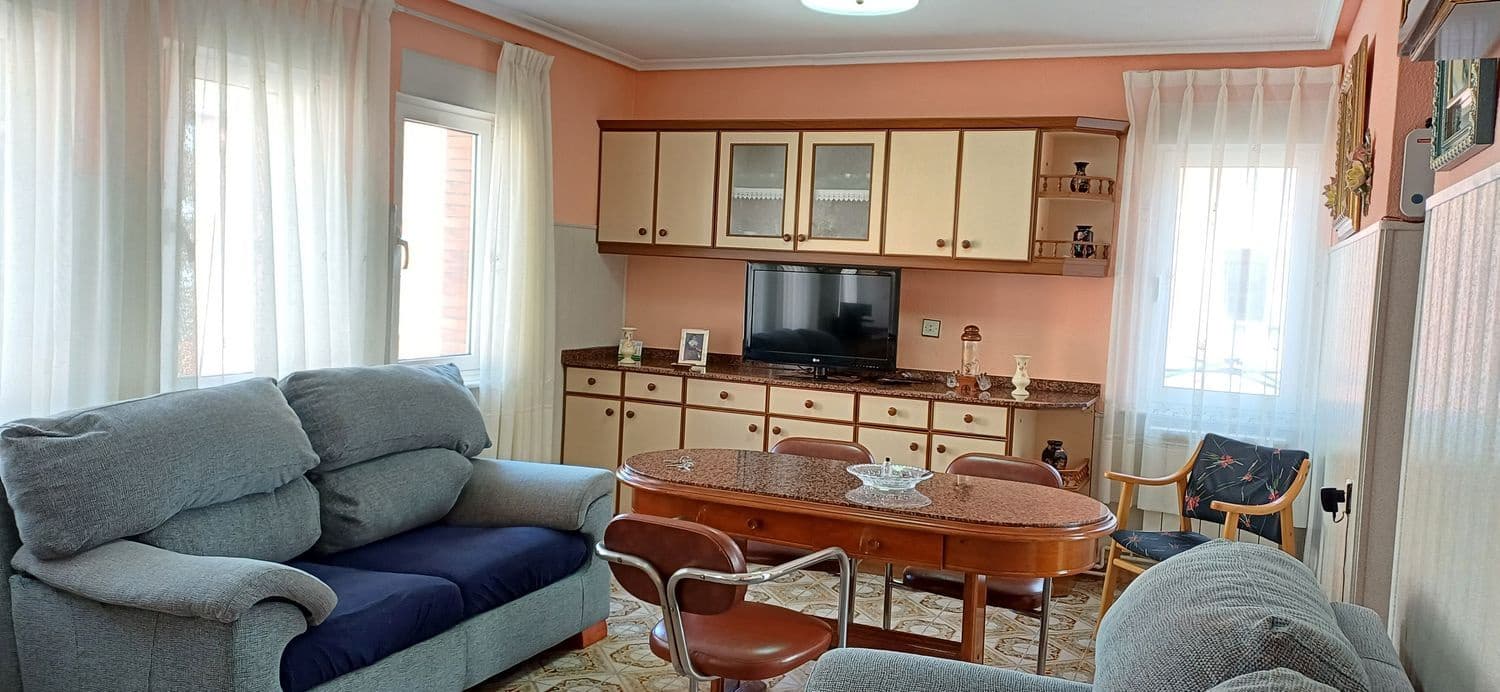 3 soveværelse Lejlighed til salg i San Martin del Rey Aurelio med garage - € 78.000 (Ref: 9235951)