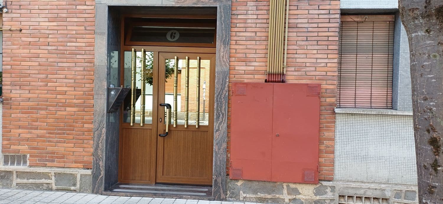 3 soveværelse Lejlighed til salg i San Martin del Rey Aurelio med garage - € 78.000 (Ref: 9235951)