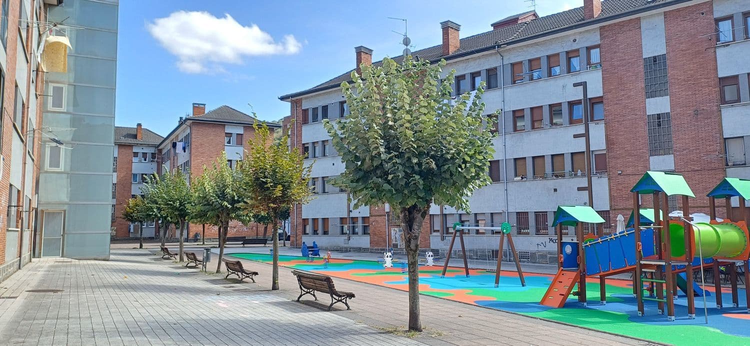 3 soveværelse Lejlighed til salg i San Martin del Rey Aurelio med garage - € 78.000 (Ref: 9235951)