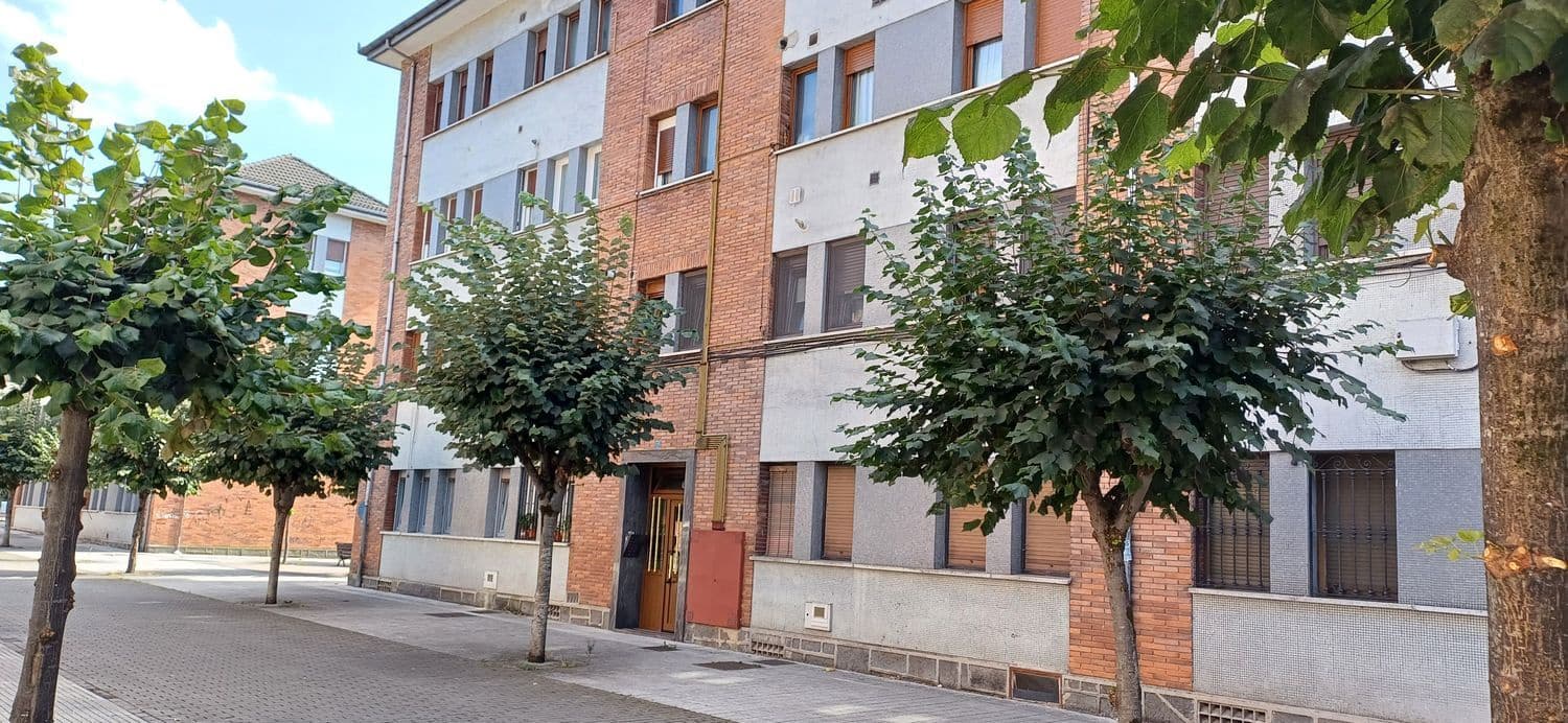 3 soveværelse Lejlighed til salg i San Martin del Rey Aurelio med garage - € 78.000 (Ref: 9235951)